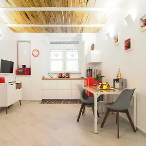 Corno Napoletano Parking Small Car Apartment Naples